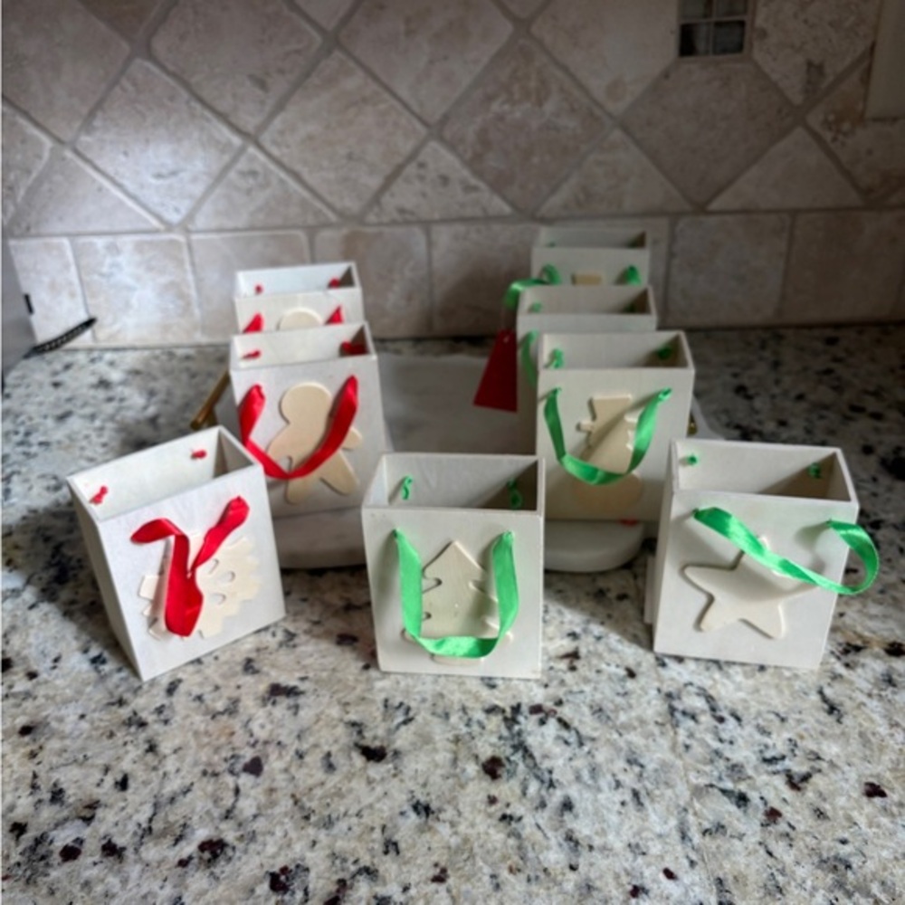 8 Wooden Christmas Boxes Art and Crafts DIY NWT Snowman Snowflake Christmas Tree